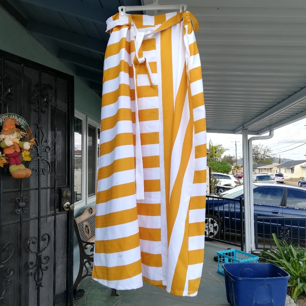 Golden Stripped Maxi Skirt